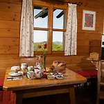 Weingut & Buschenschank Poelzl 3* Großklein