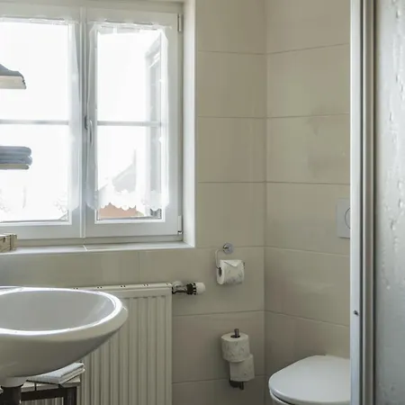 Weingut & Buschenschank Poelzl 3* Großklein