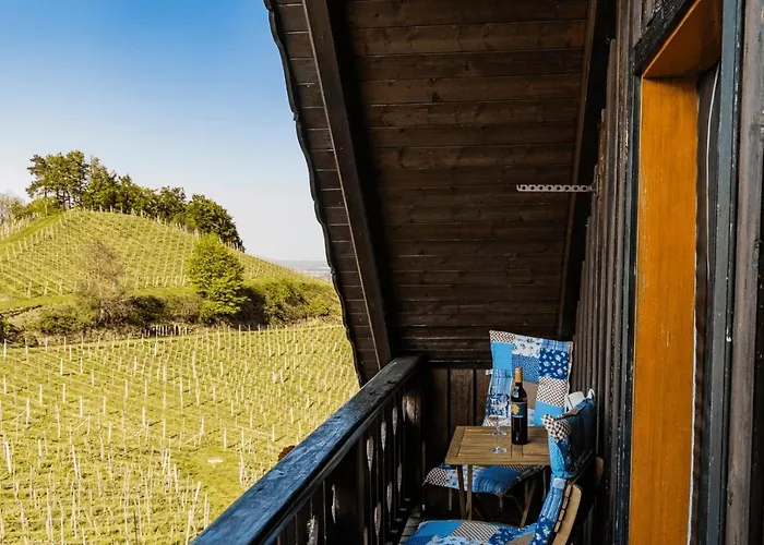 Weingut & Buschenschank Poelzl Gasthuis Großklein