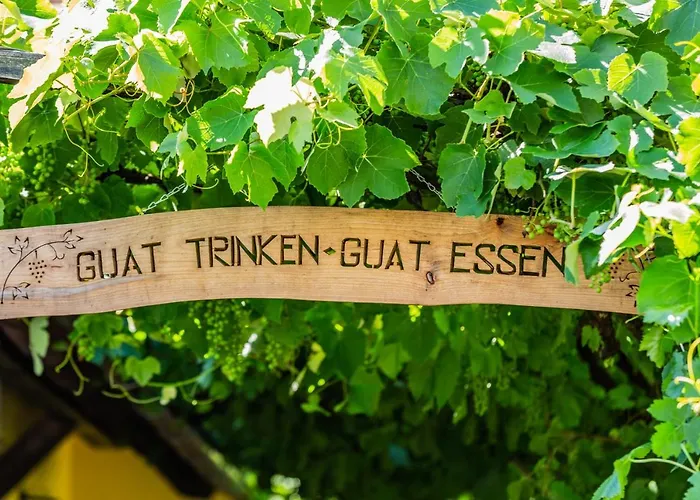 Weingut & Buschenschank Poelzl 3* Großklein