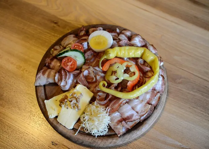 Weingut & Buschenschank Poelzl